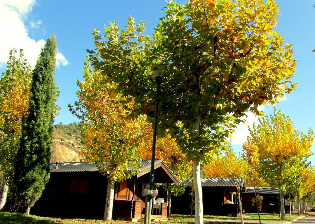 Camping&Bungalows Ligüerre de Cinca Exterior foto