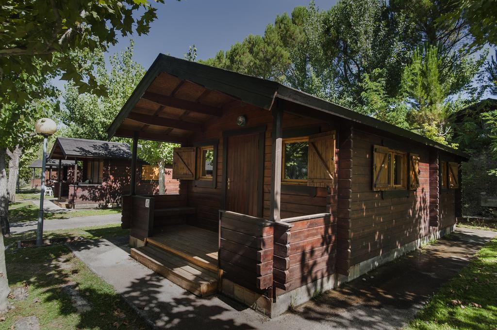 Camping&Bungalows Ligüerre de Cinca Exterior foto