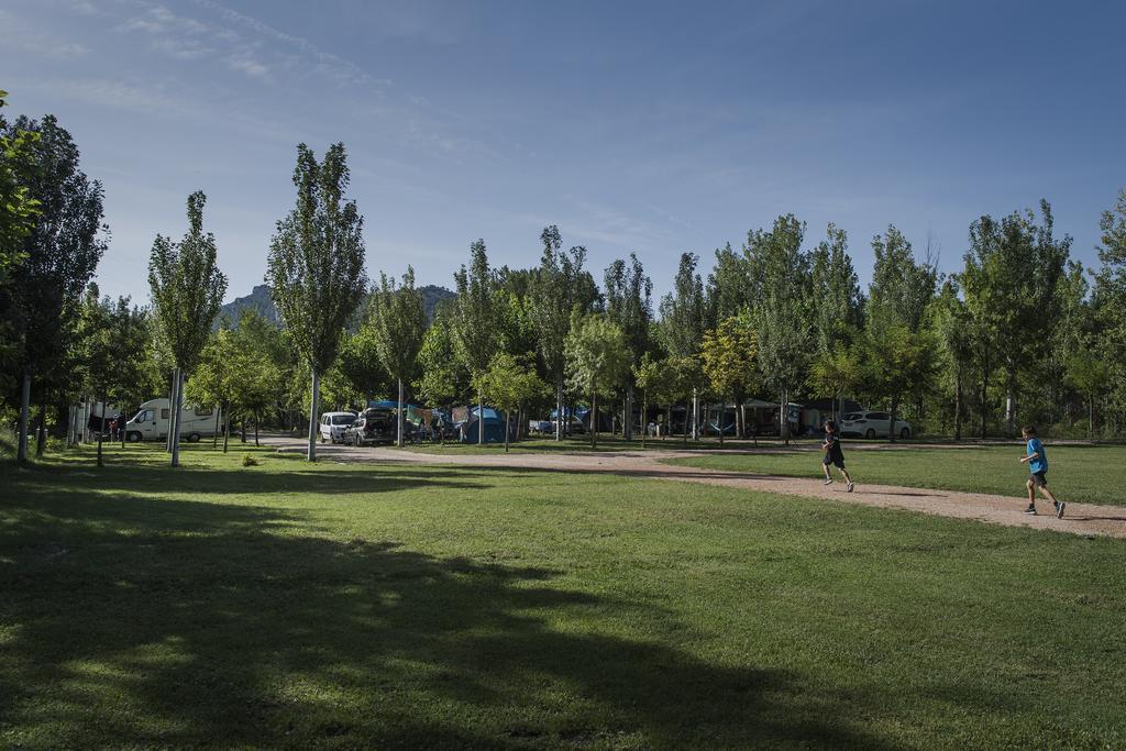 Camping&Bungalows Ligüerre de Cinca Exterior foto